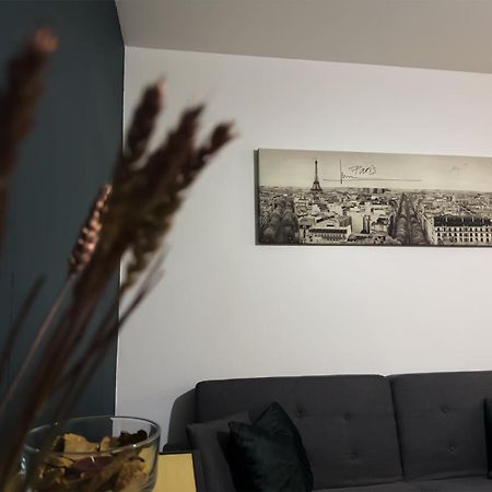 8 People - 4 Rooms - 2 Salle De Bain - Metro 7 & 14 - Porte Italie - Private Car Park- Wifi Le Kremlin-Bicêtre Eksteriør bilde